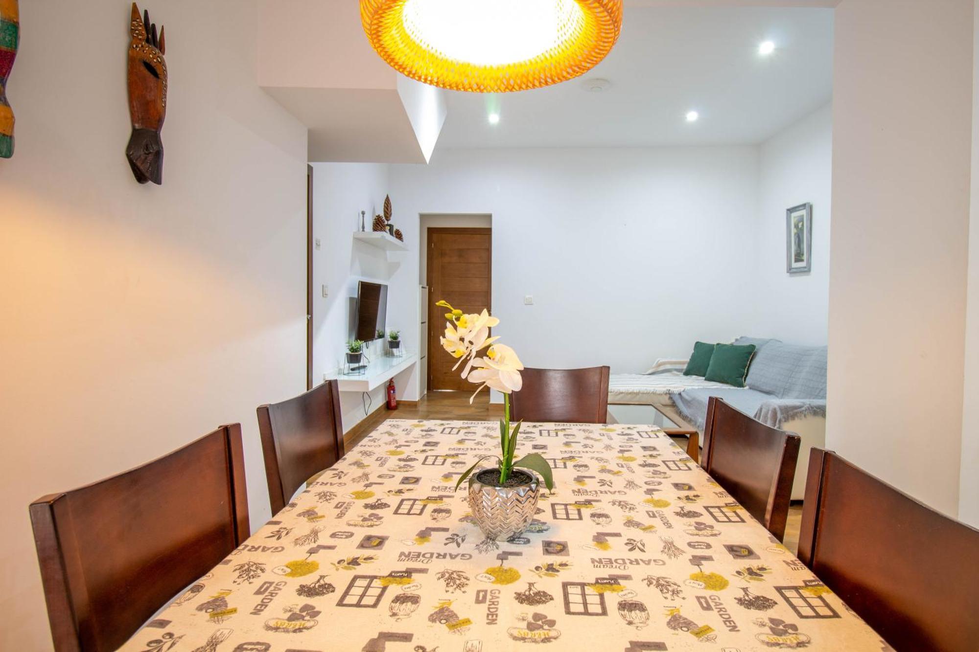 Rentitspain Confortable Apartamento Con Patio En Motril Kültér fotó