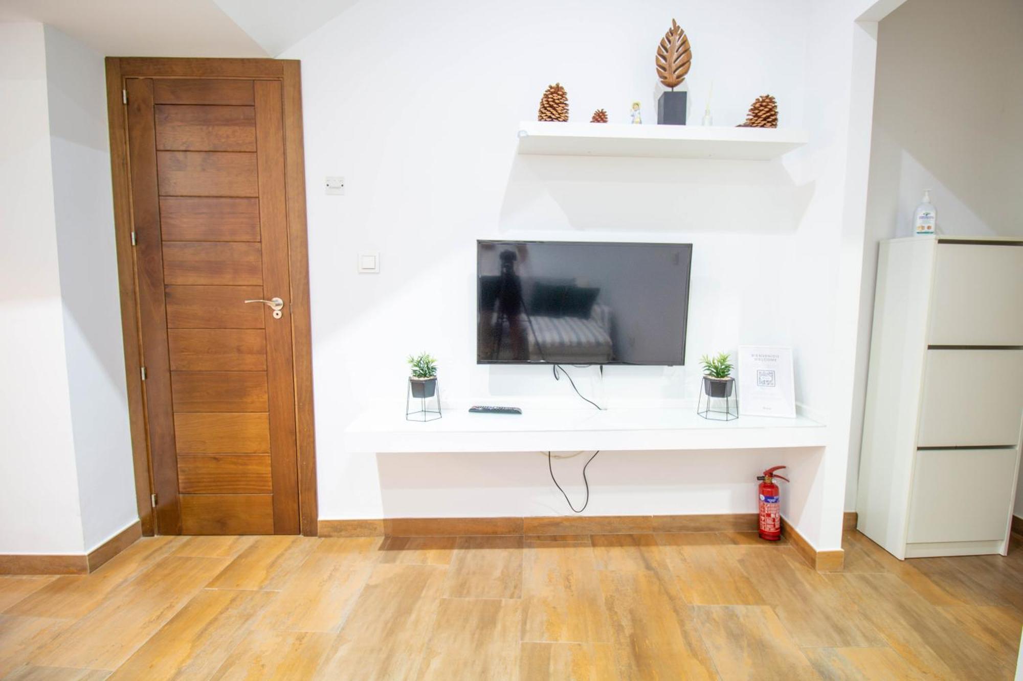 Rentitspain Confortable Apartamento Con Patio En Motril Kültér fotó